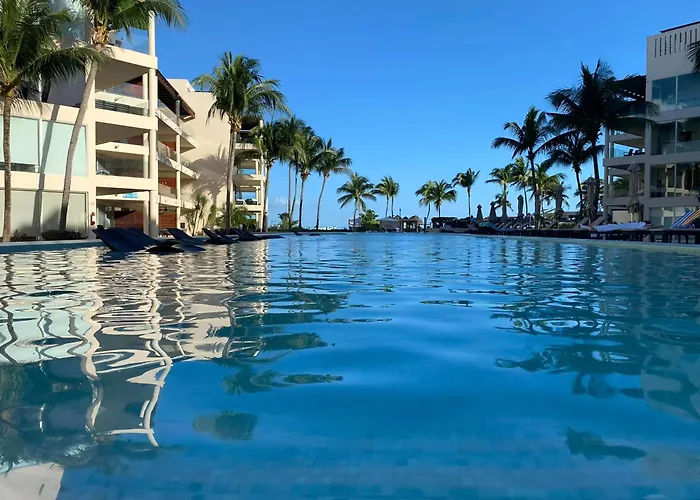 Apartment Beachfront Location At Elements *